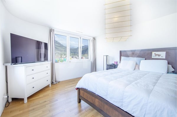 Stilvoll wohnen mit Mythenblick  moderne 4.5-Zimmer-Eigentumswohnung in Ibach SZ 8