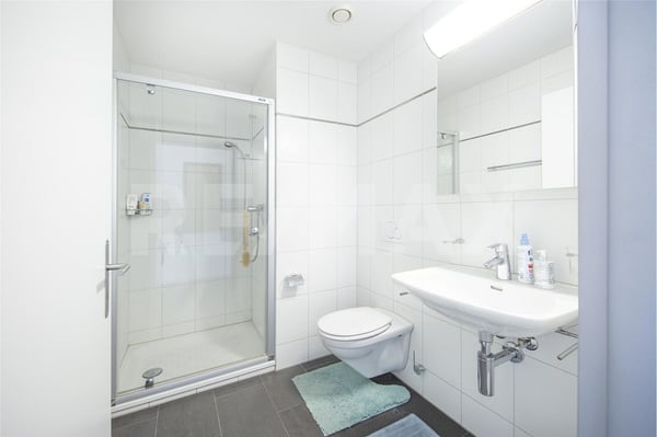 Stilvoll wohnen mit Mythenblick  moderne 4.5-Zimmer-Eigentumswohnung in Ibach SZ 10