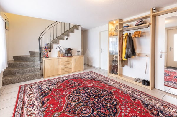 Stillvolles 7-Zi EFH mit Weitblick, Wintergarden & Indoor-Pool, 220 m² NWF, Schwyz (SZ) 11