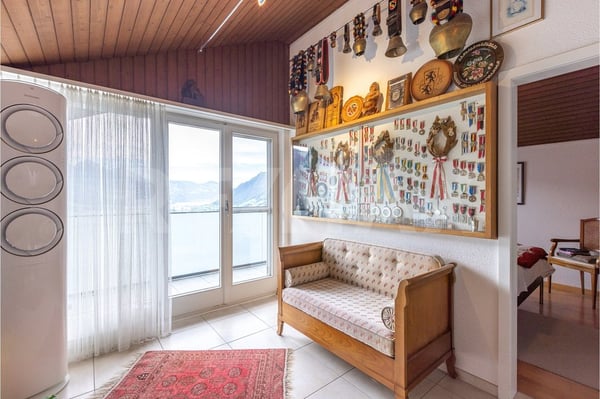 Stillvolles 7-Zi EFH mit Weitblick, Wintergarden & Indoor-Pool, 220 m² NWF, Schwyz (SZ) 9
