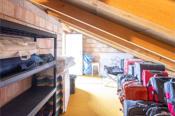 Stillvolles 7-Zi EFH mit Weitblick, Wintergarden & Indoor-Pool, 220 m² NWF, Schwyz (SZ) 13