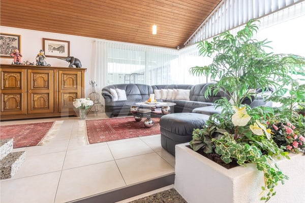 Stillvolles 7-Zi EFH mit Weitblick, Wintergarden & Indoor-Pool, 220 m² NWF, Schwyz (SZ) 7