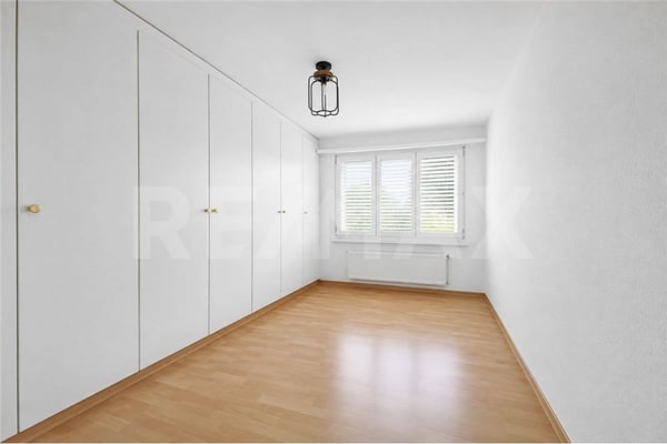 Grosszügige 4 ½-Zimmer Wohnung mit 2 Balkonen und Sicht auf den Zugersee 10