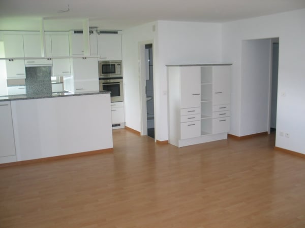 BEFRISTET bis 30.09.2028 - 4.5-Zimmer-Wohnung mit Balkon 4