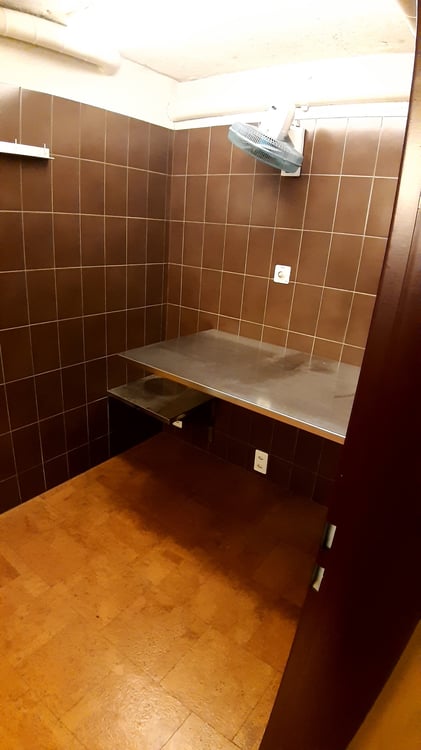 Gewerbe im EG zu vermieten 21