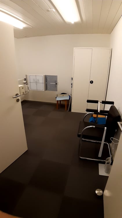Gewerbe im EG zu vermieten 13