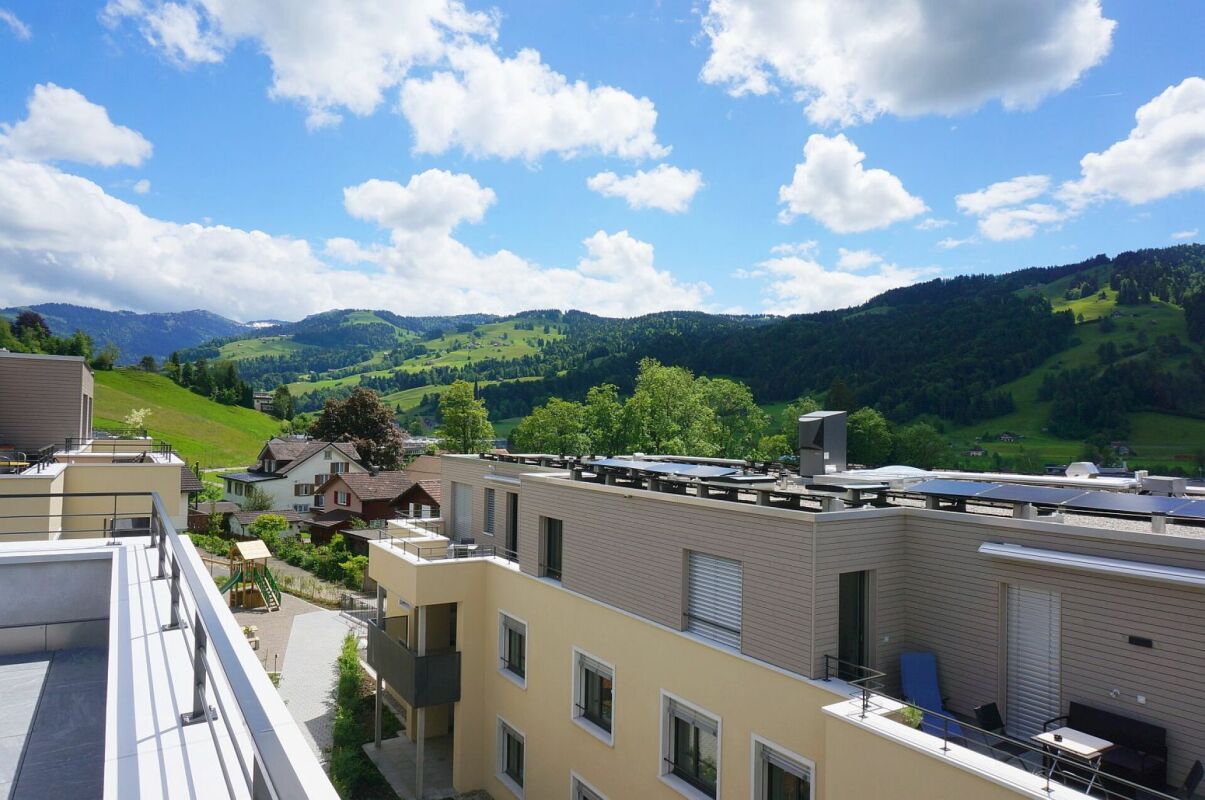 Nuovo edificio: casa residenziale e commerciale - casa a più generazioni (Minergie-P)