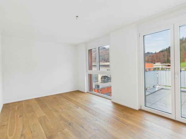 Moderne Attika mit grosser Terrasse und Ausblick 7