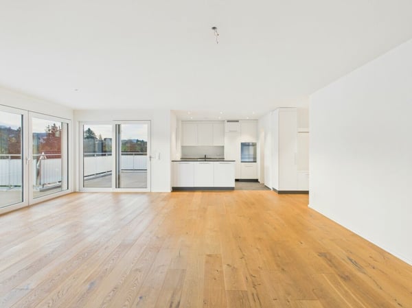 Moderne Attika mit grosser Terrasse und Ausblick 5