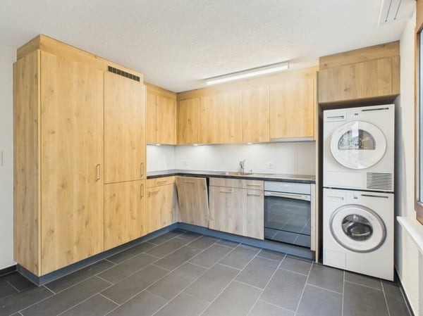 neu sanierte 1.5 Zimmer-Wohnung mit Balkon 2