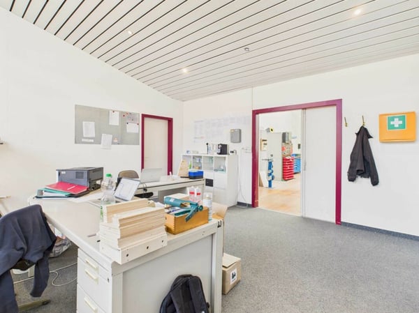 Büro-/Gewerberäume an zentraler Lage 9