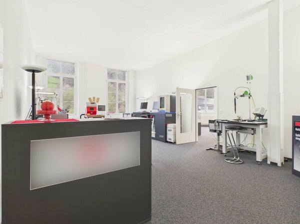 Gewerbefläche in zentralem Gewerbe- und Wohnareal mit 105m2 3