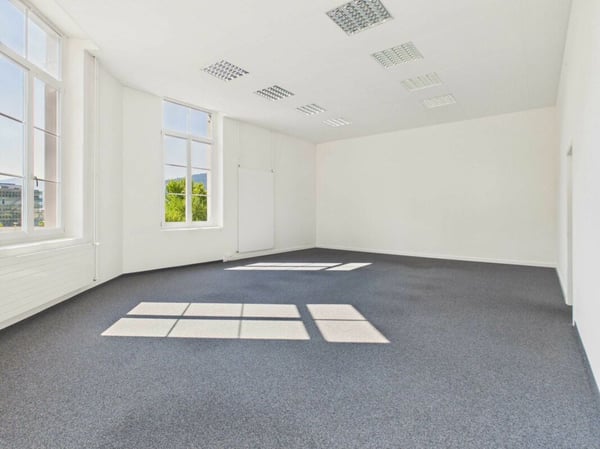 Gewerbefläche in zentralem Gewerbe- und Wohnareal mit 105m2 2