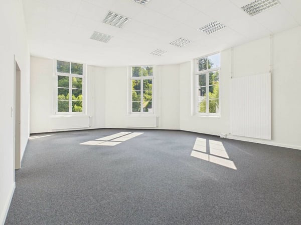Gewerbefläche in zentralem Gewerbe- und Wohnareal mit 105m2 1