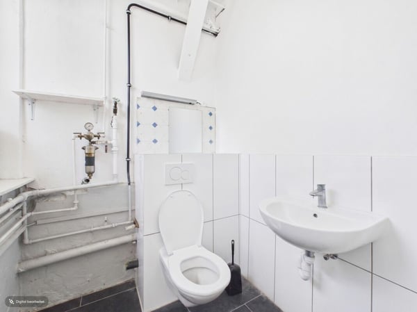 Gewerbefläche mit Rampe und vielseitigem Nutzungspotenzial 6