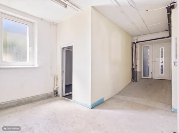 Gewerbefläche mit Rampe und vielseitigem Nutzungspotenzial 5