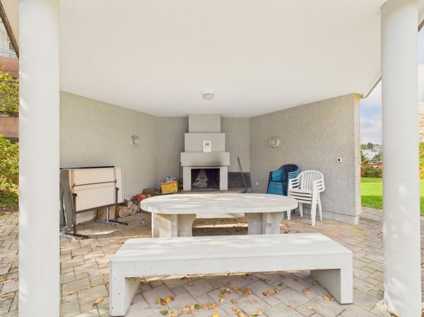 4.5-Zimmer-Wohnung an familienfreundlicher Lage mit Gartensitzplatz 9