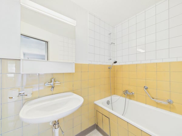 renovierte 1½-Zimmerwohnung mit Sitzplatz! 2