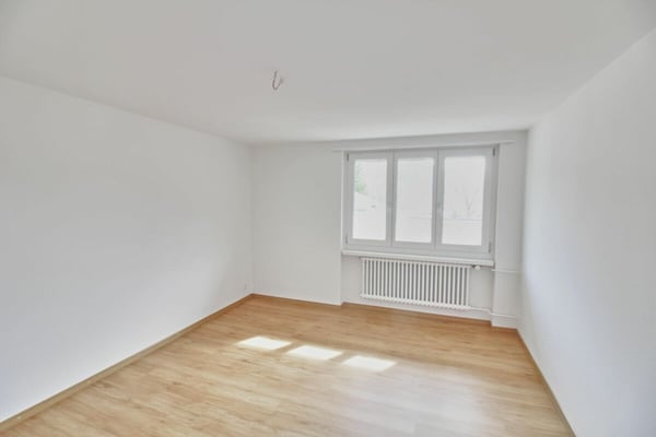 Helle Wohnung mit sonnigem Balkon 3