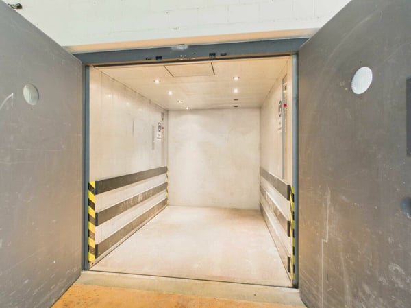 70 m2 Gewerbeflächen in modernem Gewerbehaus mit direktem Warenliftzugang 4