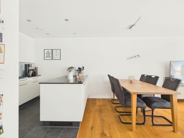 Moderne Attikawohnung mit sonniger Terrasse 4