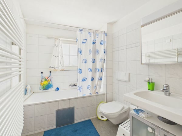 Helle 4.5-Zi. Wohnung - zentral in Lichtensteig 7
