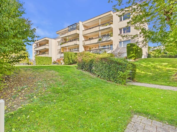 2.5-Zimmer-Attika-Wohnung mit wunderbarer Weitsicht 21