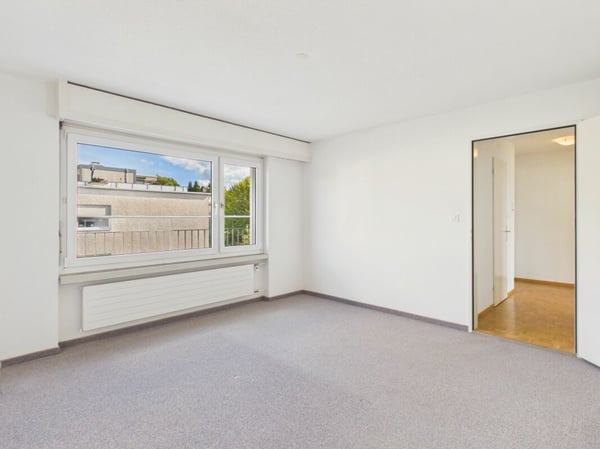 2.5-Zimmer-Attika-Wohnung mit wunderbarer Weitsicht 8