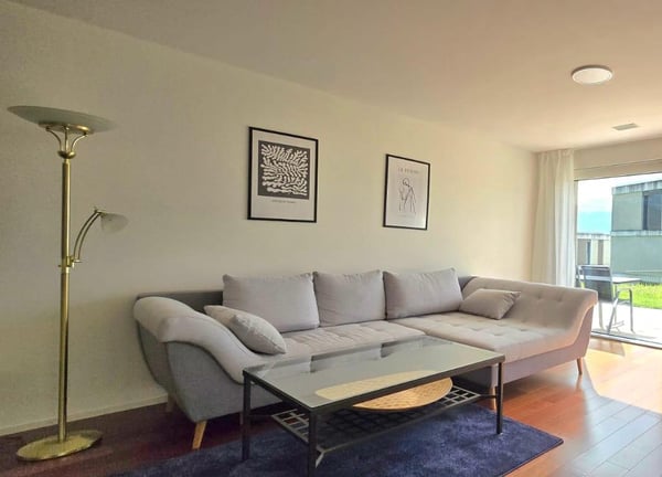 Furnished flat 4.5 room - Appartement meublé de 5.5 pièces à Lausanne 3