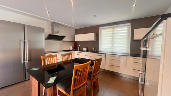 Furnished flat of 4.5 room in Epalinges - Appartement meublé de 4.5 à Epalinges 5