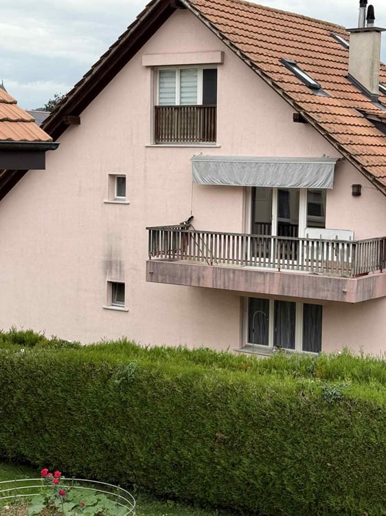 Moitié d'immeuble à vendre à Lucens 1