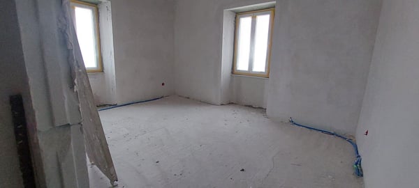 Immeuble en rénovation - 6 appartements ? Vouvry (VS) 2