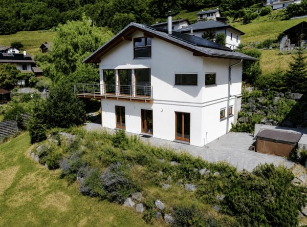 Maison d'architecte d'exception avec vue panoramique sur les Dents du Midi à Corbeyrier 2