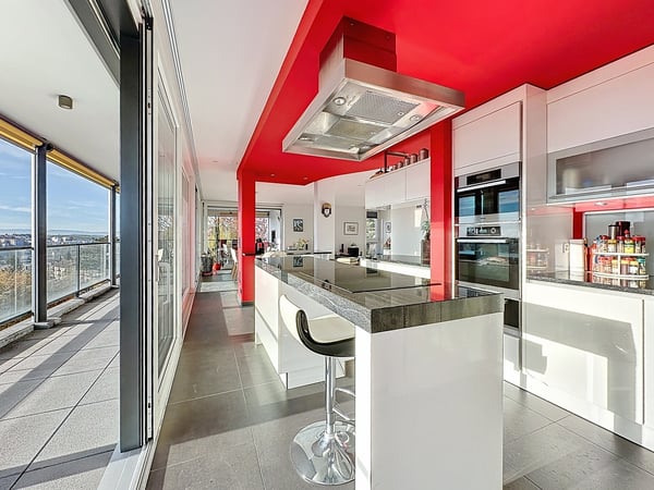 Appartement au dernier étage de 1.5 pièces à Fribourg avec vue dégagée 3