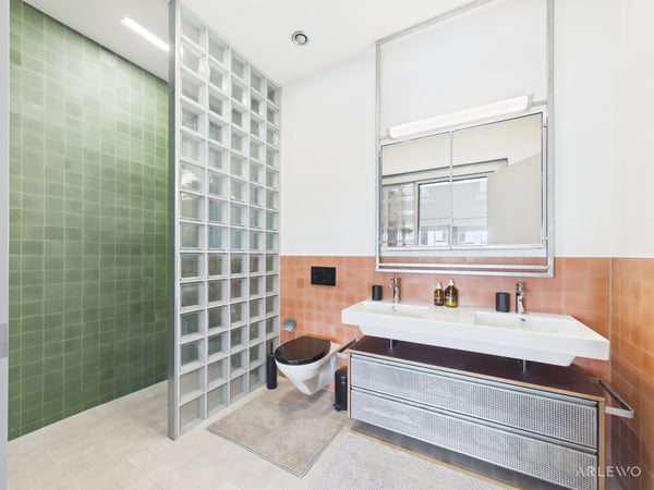 Modernes 2.5-Zimmer-Loft an der Maschinengasse in Cham 9