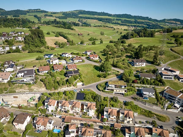 Attraktive Baulandparzelle mit Berg- und Seesicht 4