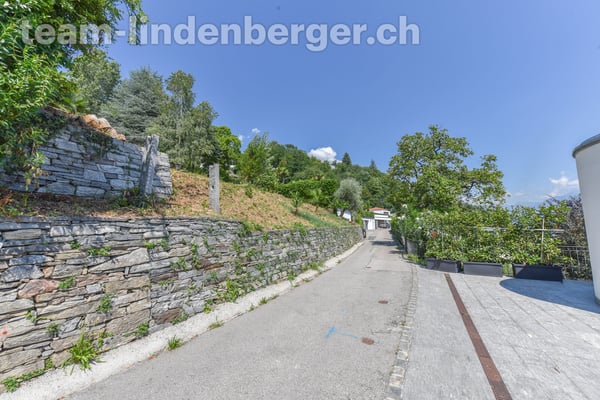 Esclusivo Terreno Edificabile con Incantevole Vista Lago Maggiore 9
