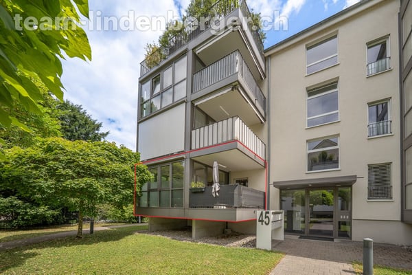 Zentrale 1½ Zi.-Wohnung in Oberwil 11