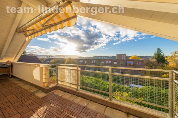 Sonnige und gemütliche 3½ Zi.-Dachwohnung im Baurecht 5