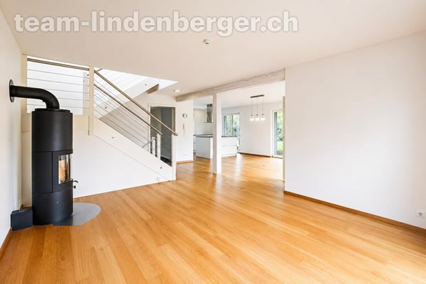Familienfreundliches 5½ Zi.-Einfamilienhaus mit viel Licht und Garten 4