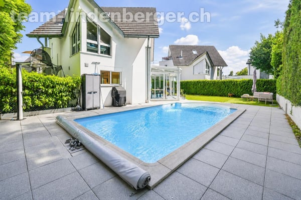 6½ Zi.-Wohntraum mit Pool in Binningen 5