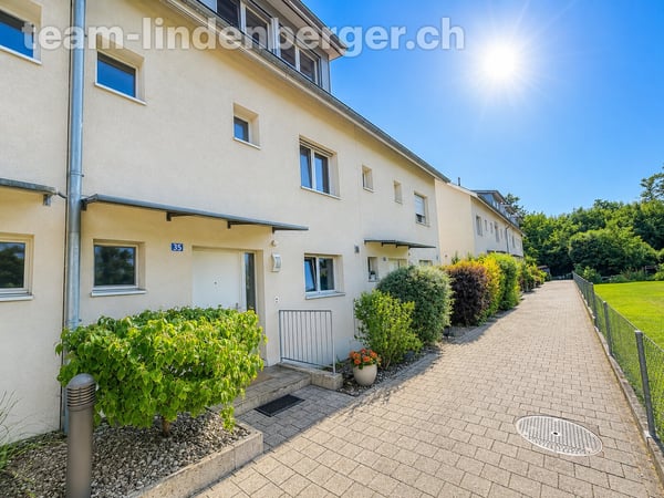 Familienglück in Aesch - Garten, Komfort und ideale Lage vereint 3