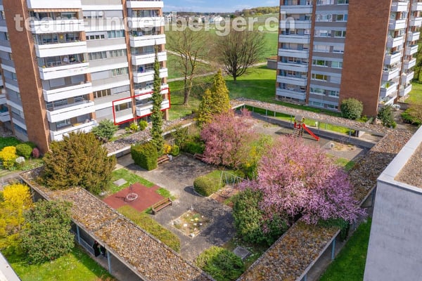 3½ Zi.-Eigentumswohnung mit Lift und Parkplatz 11