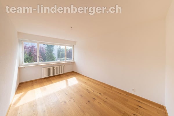 3½ Zi.-Eigentumswohnung mit Lift und Parkplatz 7