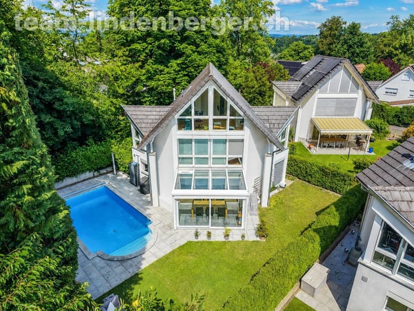 6½ Zi.-Wohntraum mit Pool in Binningen 2