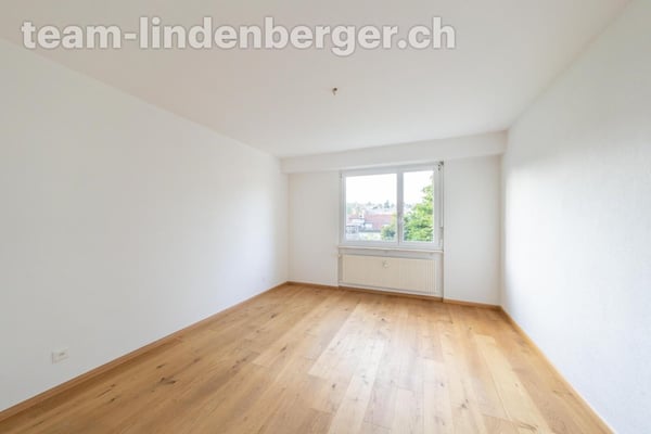 Renovierte 2½ Zi.-Gartenwohnung mit sonnigem Privatgarten 3
