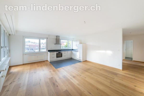 Renovierte 2½ Zi.-Gartenwohnung mit sonnigem Privatgarten 5