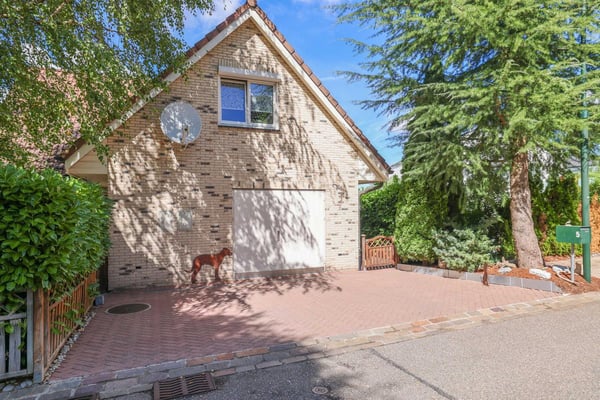 Freistehendes 5½ Zi.-Einfamilienhaus mit Garten in Metzerlen 3