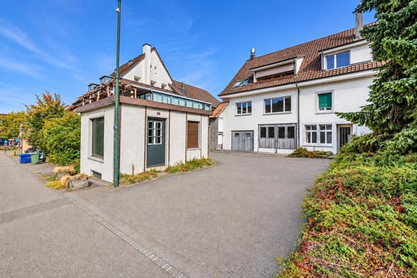 Vielseitig nutzbares Mehrfamilienhaus in Ettingen 4
