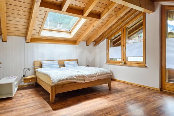 Grosszügiges 5.5-Zimmer-Haus mit Einlieger-Studios an bester Lage in Täsch 9